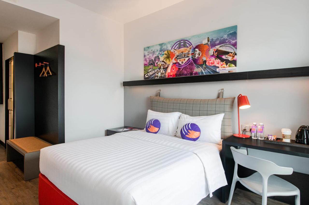 Fox Lite Hotel Dpulze Cyberjaya Exterior foto